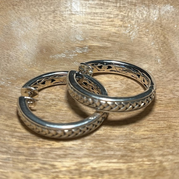 *SOLD* Scott Kay Basket Weave Hoop 925 Sterling Silver Earrings - Picture 3 of 16